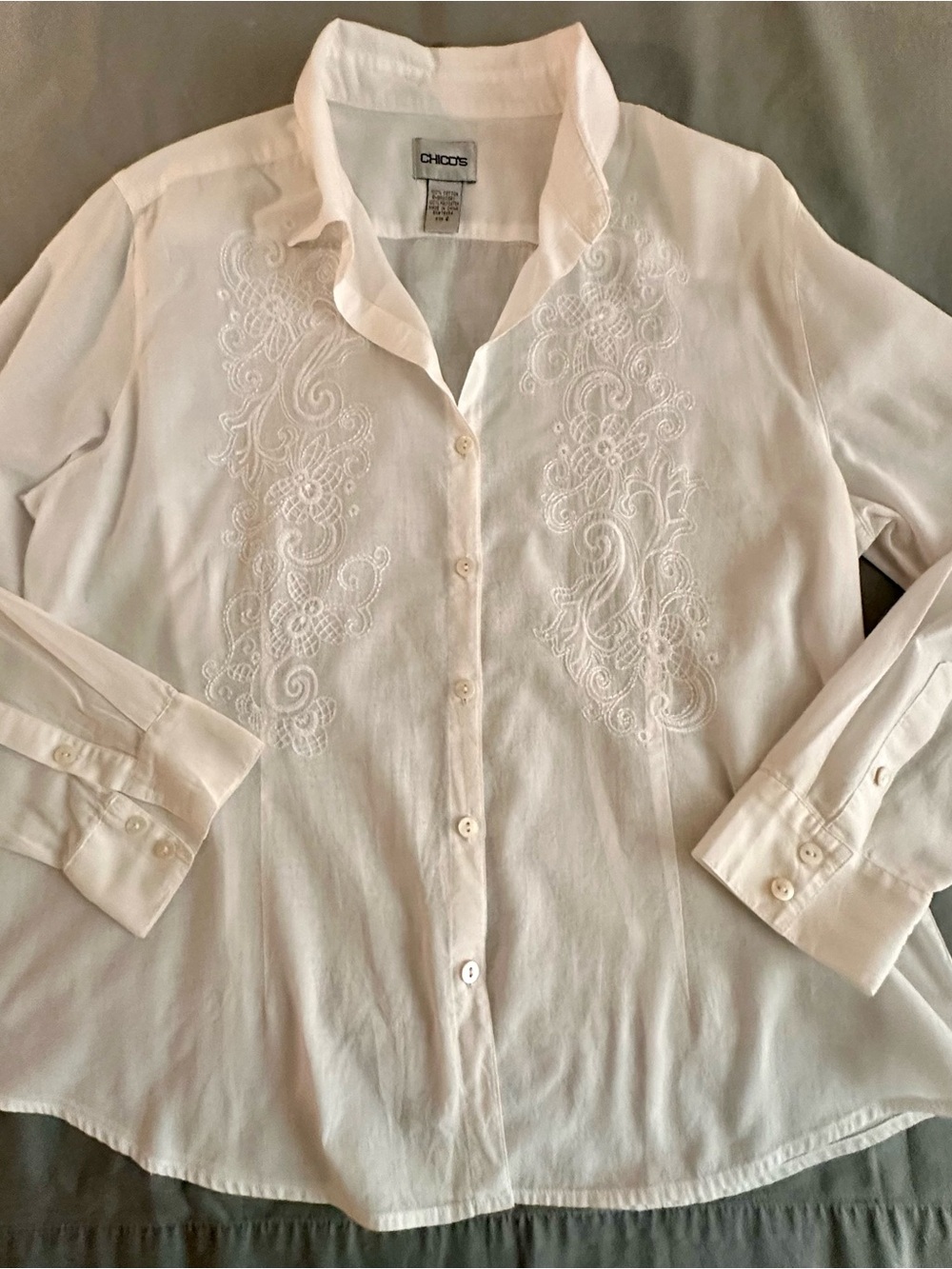 Chico's White Cotton Shirt w Embroidery. cottage core BoHo peasant Boho Ranch.